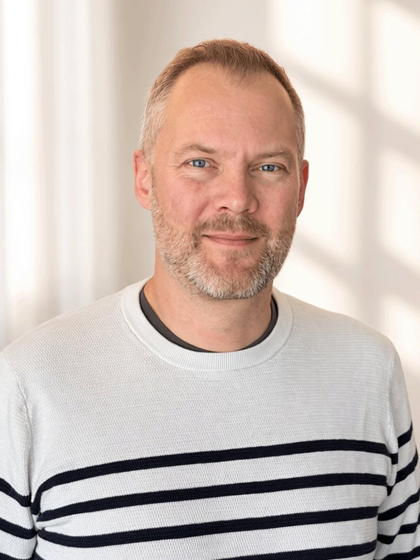 Chris Tanner, Inhaber und Technik
